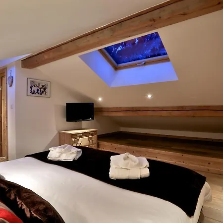 Cristalliers - 5 Bedroom Luxury In With Log Fire And Hot Tub * 霞慕尼