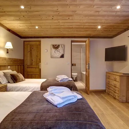 木屋 Cristalliers - 5 Bedroom Luxury In With Log Fire And Hot Tub