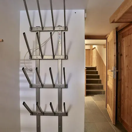 Cristalliers - 5 Bedroom Luxury In With Log Fire And Hot Tub 木屋 霞慕尼